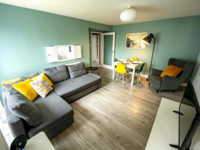 Bustling Brighton Apartment Pass The Keys